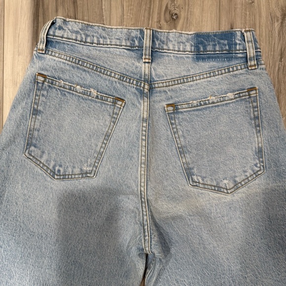 Abercrombie & Fitch The 90s Straight jeans in the Curve Love fit - Picture 5 of 8